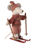Souris en hiver sur ses skis, Grande sœur - Rose