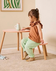 Ensemble table et tabouret abricot