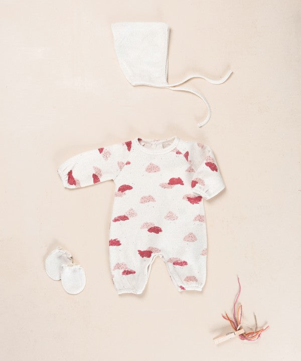 Clouds Yarn Play Up, combinaison bébé en jersey rose, collection automne-hiver 2026