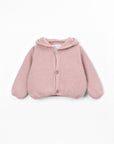 Manteau bébé en tricot saumon Play Up Beira, capuche à pompon et ouverture frontale