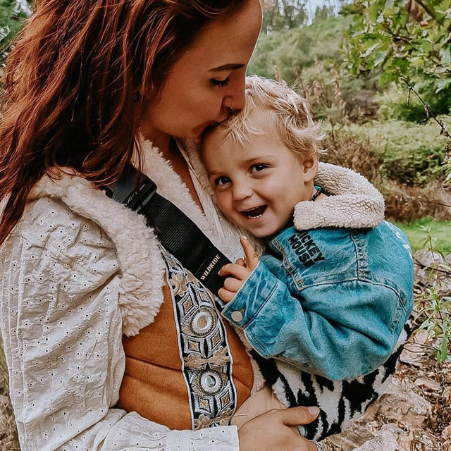 Toddler Carry Winter Houndstooth Carrier