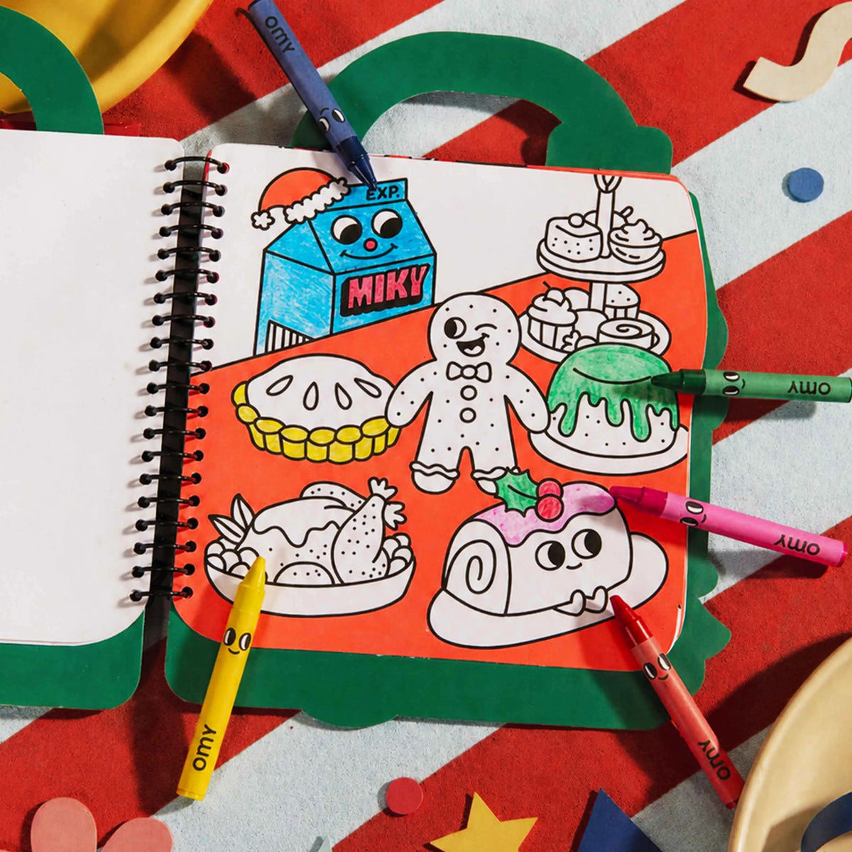 Livre de coloriage et stickers de Noël OMY avec 5 crayons de cire, détail du contenu