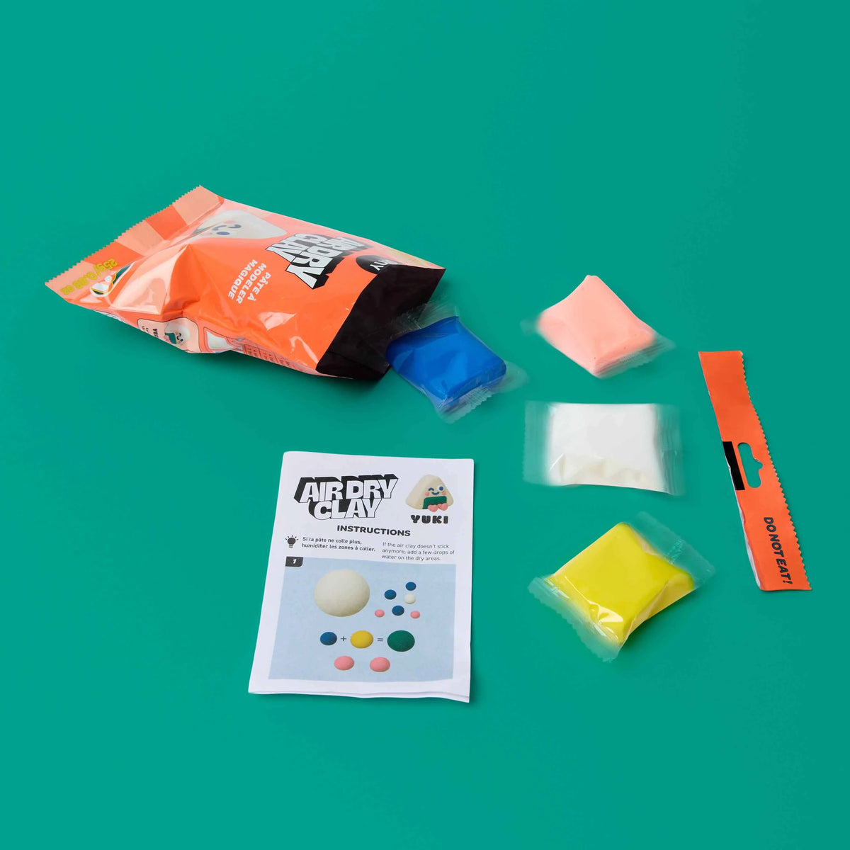 Mini kit pâte auto-durcissante Yuki onigiri OMY pour enfant, autre angle