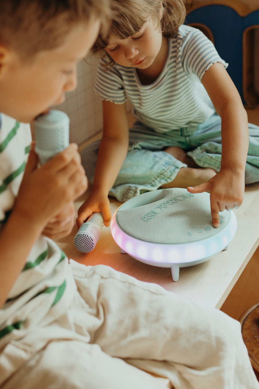 KIDYKARAOKE - Enceinte avec 2 micros karaoké intégrés