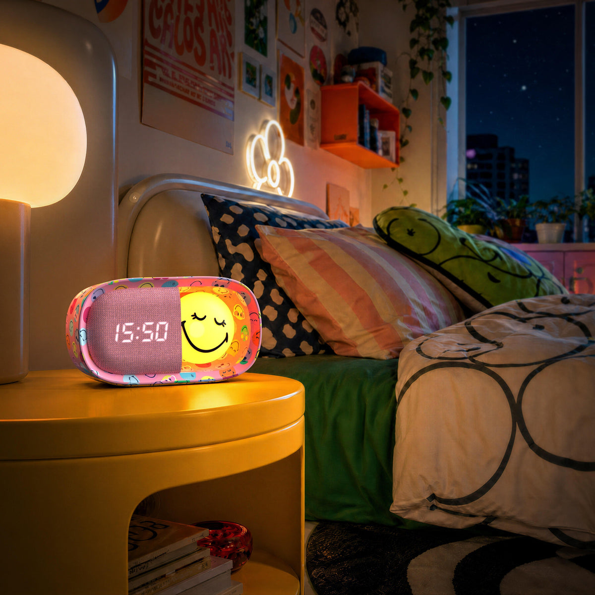 Réveil veilleuse rose pour enfant Dreamy Clock Smiley World MOB, vue 2