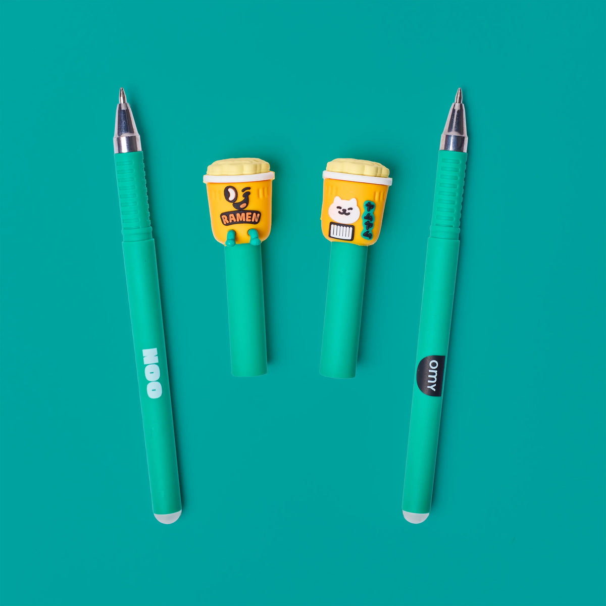 Duo de stylos effaçables Pen Buddies Mewchi et Noo OMY, exemple d'utilisation