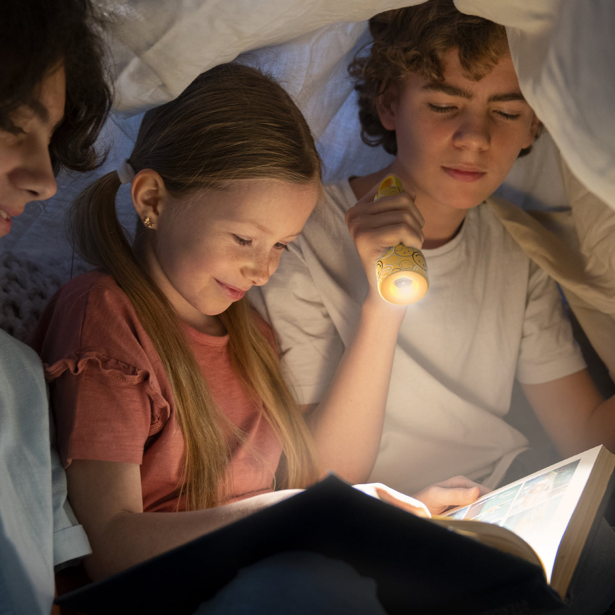 Lampe veilleuse Smiley Glowy Smiley Jaune pour enfant MOB, grande autonomie pour la nuit