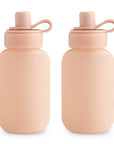 Lot de 2 gourdes de purée réutilisables Blush rose Mushie, coloris rose poudré