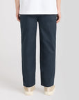 Pantalon garçon Every Day Dark Navy Lyle & Scott, porté vue de dos