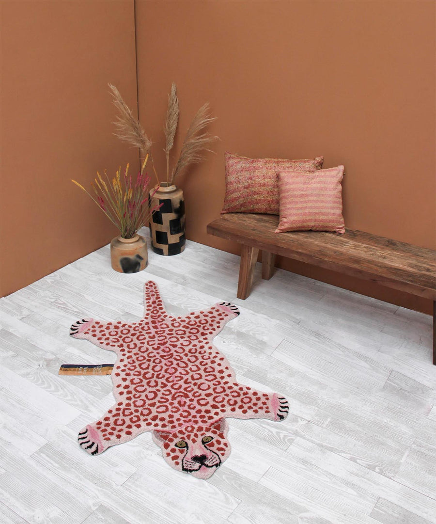 Pinky Leopard Rug Large