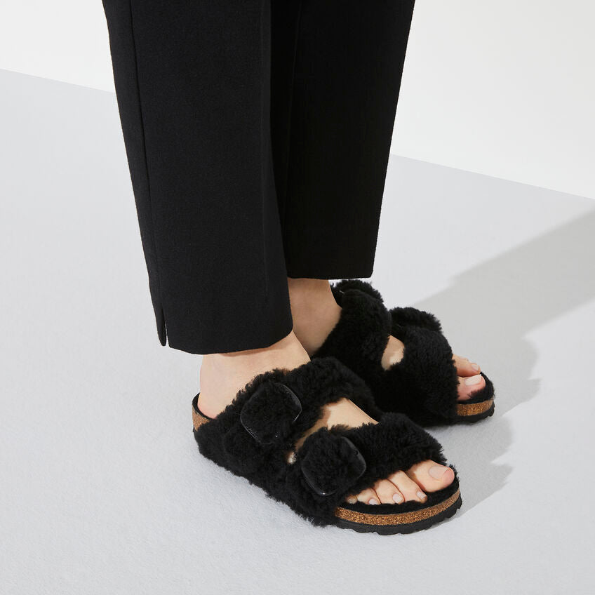 Arizona Big Buckle Shearling Teddy Black