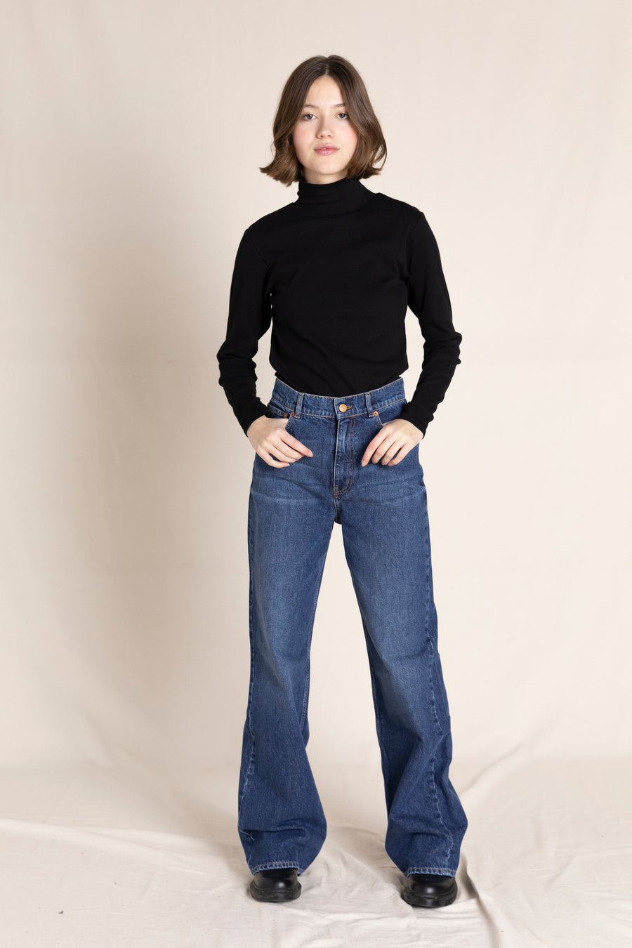 FIONA Medium Blue - Flare Fit Jeans