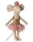 Dance room w. big sister mouse