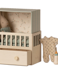Baby room w. Micro rabbit