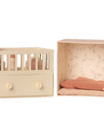 Baby room w. Micro bunny